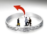 机构：银价长期中枢抬升 工业属性放大弹性